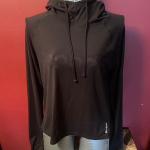 Reebok XS Black Drawstring Hoodie Super Soft High Low Thumb Holes Side Slits